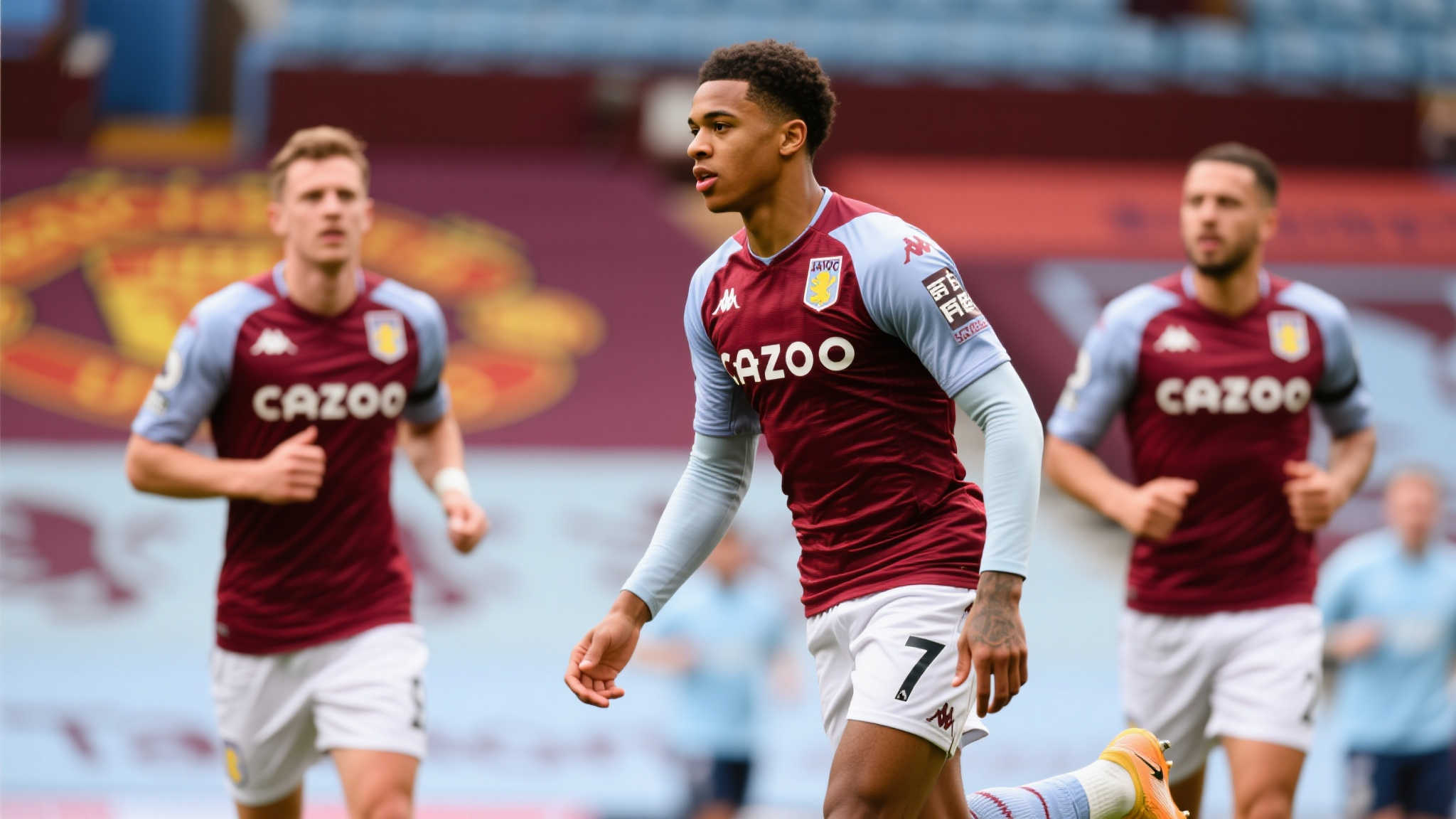 近年来，阿斯顿维拉在英超赛场上的表现备受关注，他们