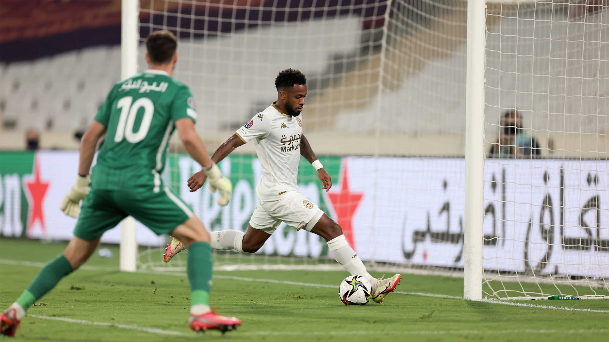 谈及这次激烈角逐，不可忽略第70分钟发生的重要瞬间